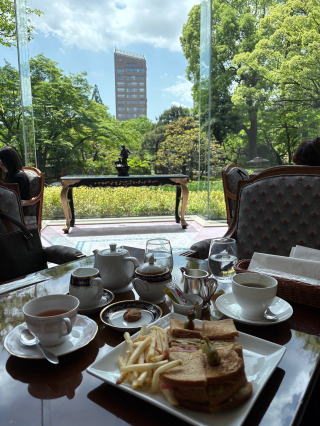 リーガロイヤルホテル東京「ガーデンラウンジ」