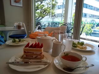 グランドプリンスホテル新高輪カフェ