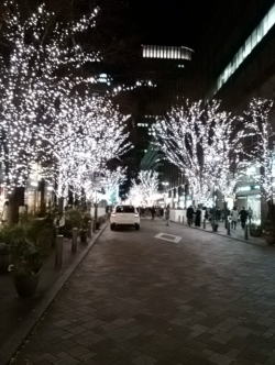 丸の内イルミネーション