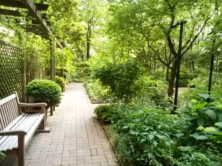 アークヒルズ メインガーデン