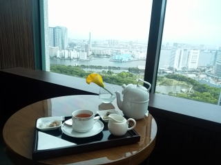 コンラッド東京 バー&ラウンジ「トゥエンティエイト」からの眺望