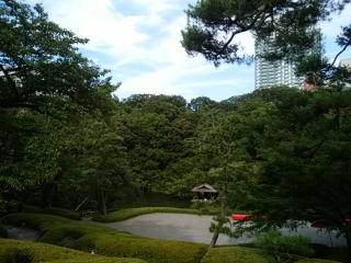 白金台八芳園日本庭園