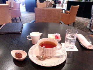 コートヤード・マリオット銀座ホテルラウンジお茶